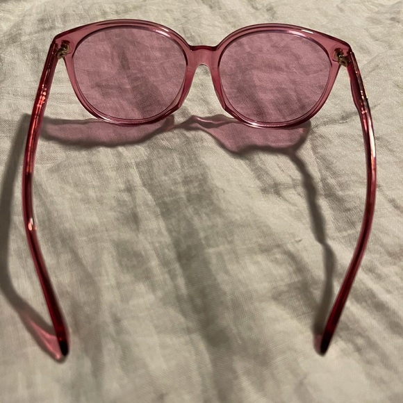 NWOT never worn pink oversized Gucci glasses - Picture 7 of 9